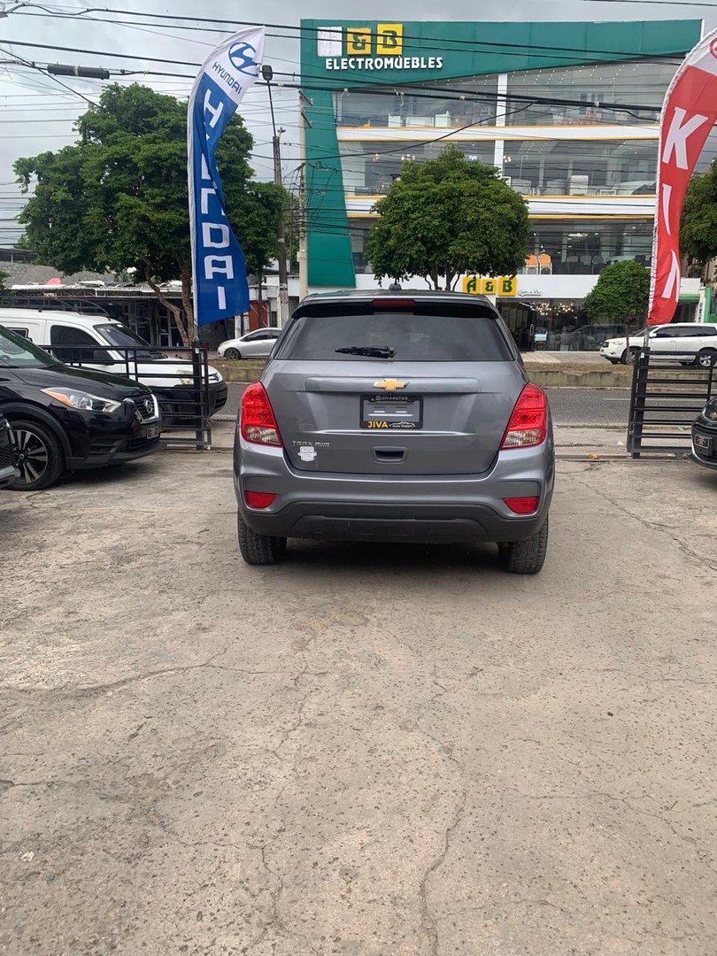 jeepetas y camionetas - Chevrolet Trax AWD 2020 8