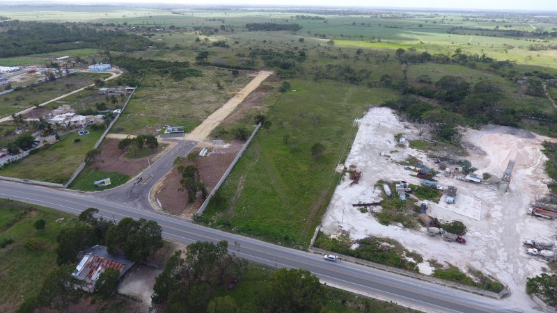 solares y terrenos - Solar en VENTA  en Higüey  2