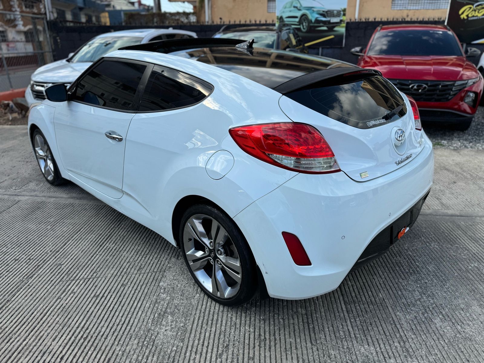 carros - Hyundai Veloster 2013 3