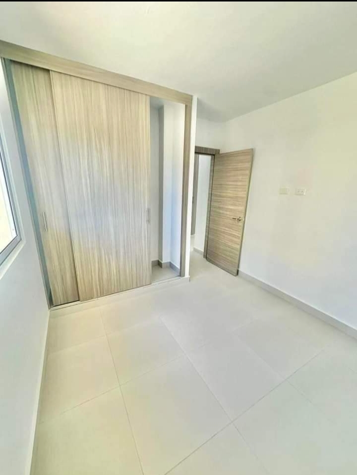 apartamentos - DIOs 👁️Lo Vendo , 2do Nivel,Tremenda Oportunidad 📍 colinas 4, nuevo a extren