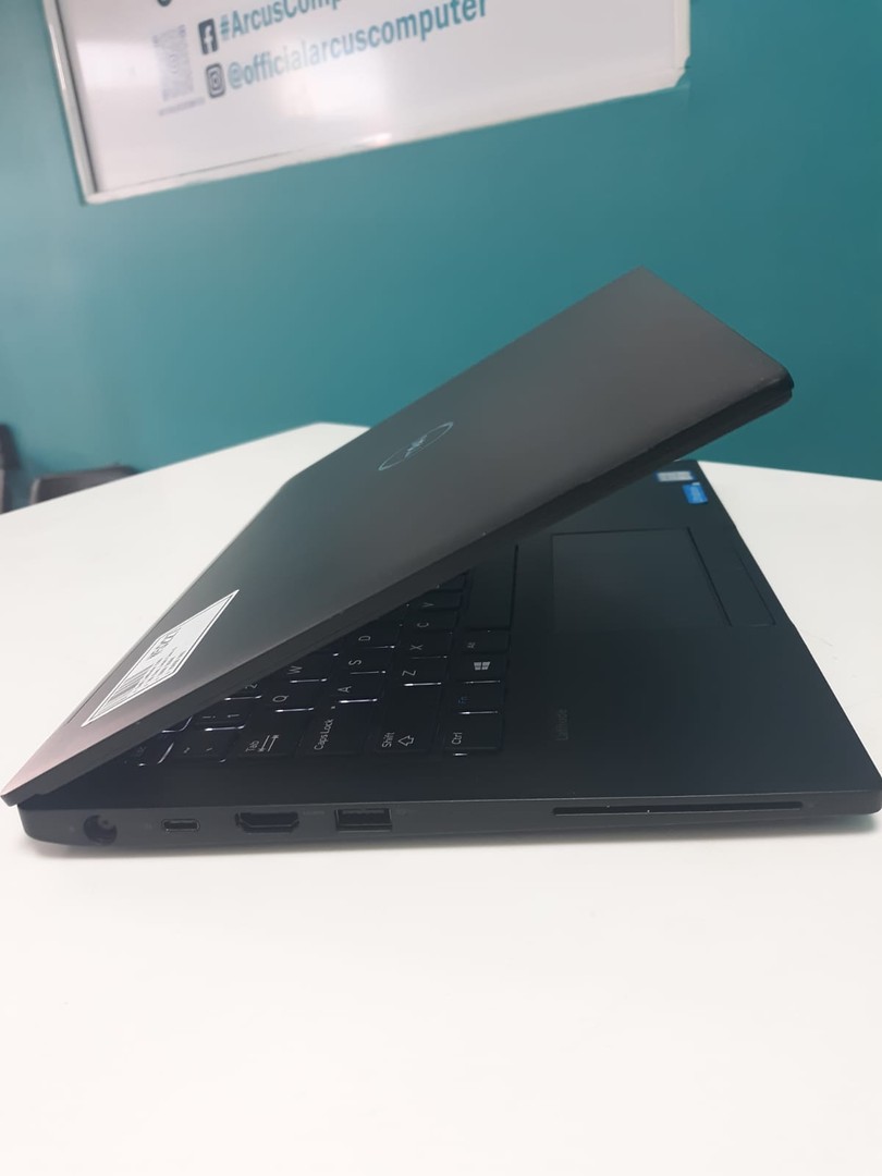 computadoras y laptops - Laptop, Dell Latitude 7280 / 7th Gen, Intel Core i5 / 16GB DDR4 / 256GB SSD

- P 4