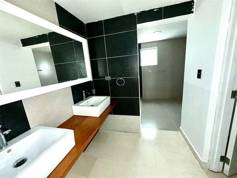 apartamentos - Apartamento en Venta  
En Naco
US$340,000 7