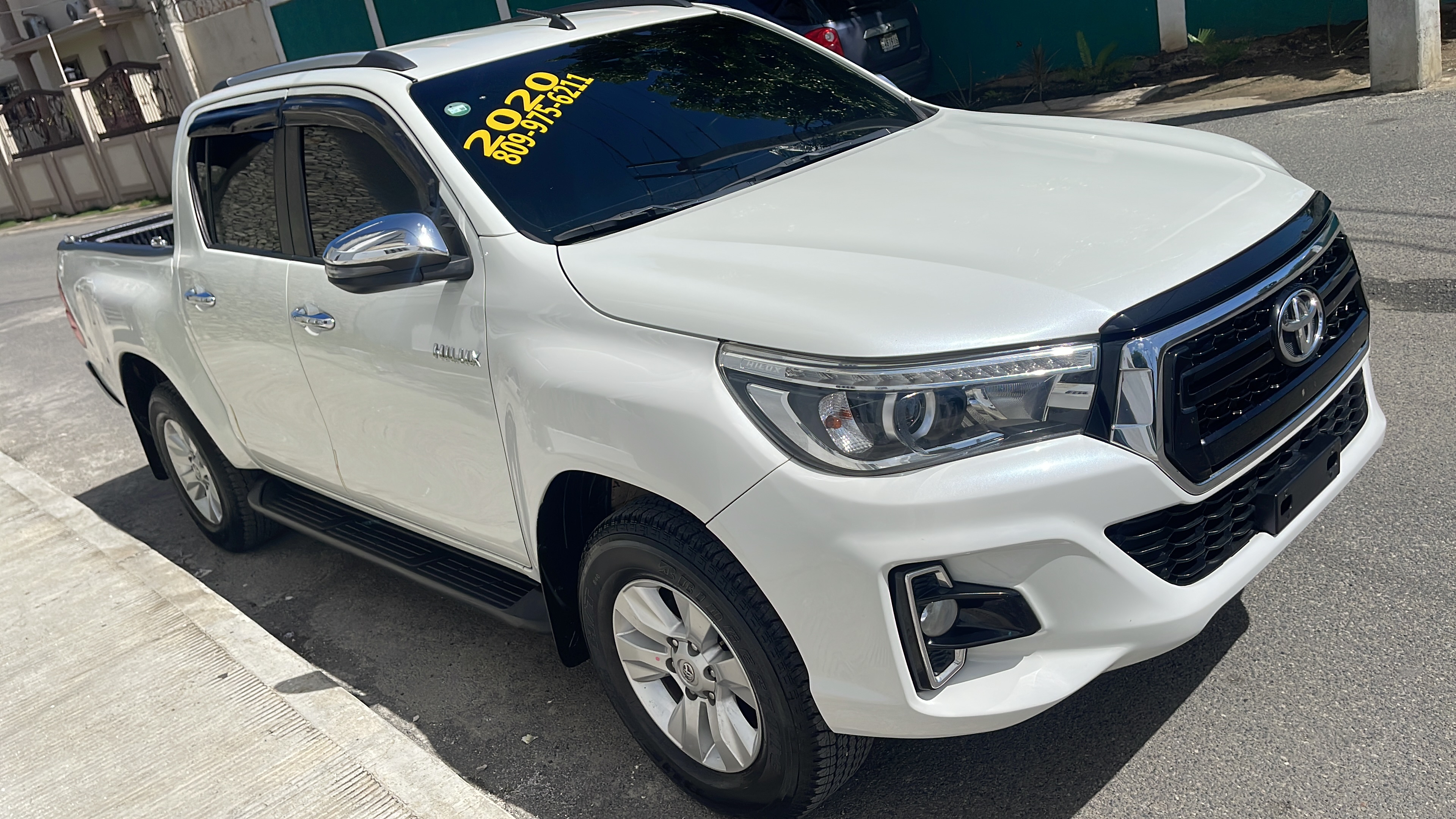 jeepetas y camionetas - Toyota hilux full 2020 2