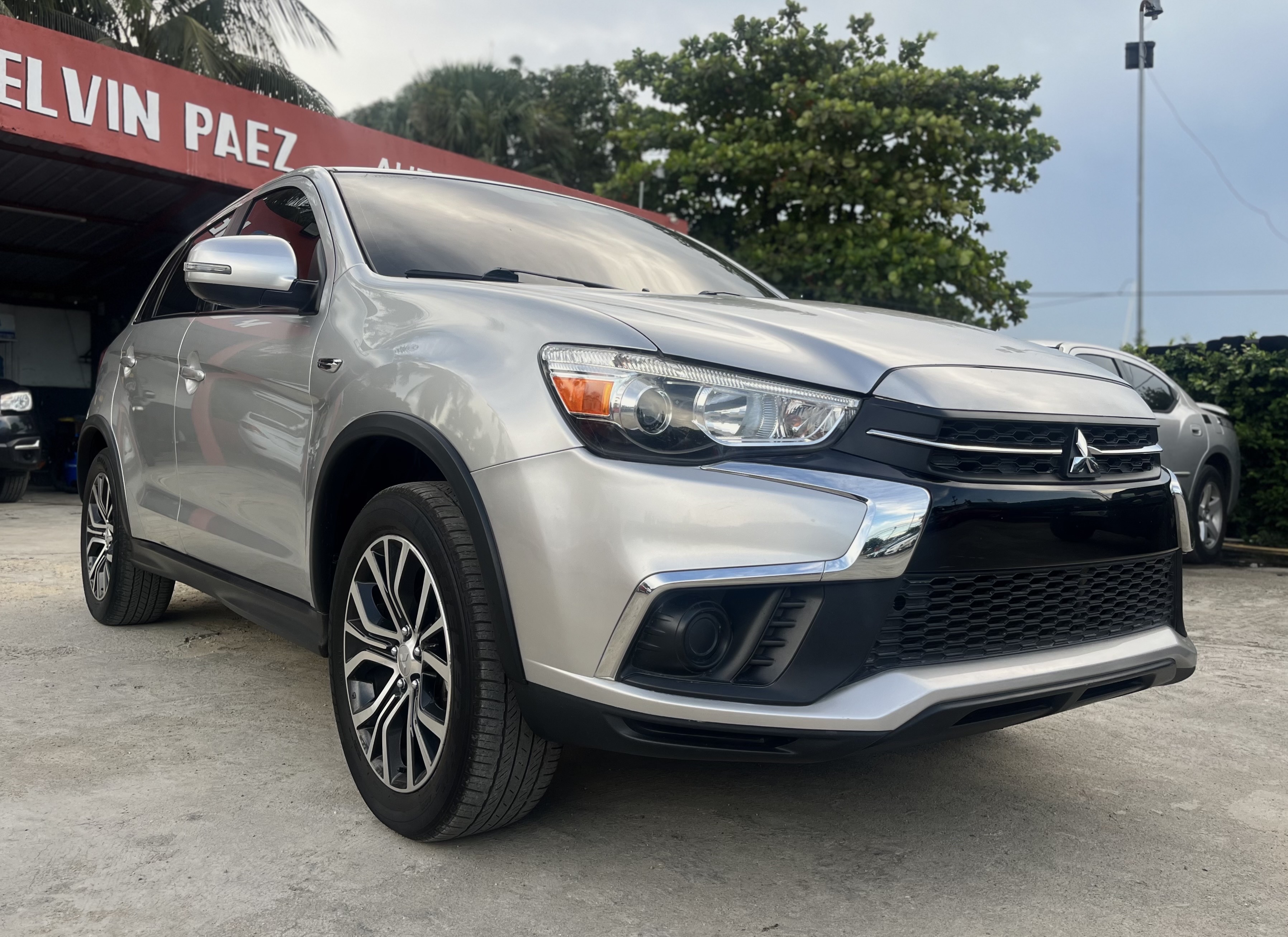 jeepetas y camionetas - Mitsubishi Outlander Sport 2018 
 1