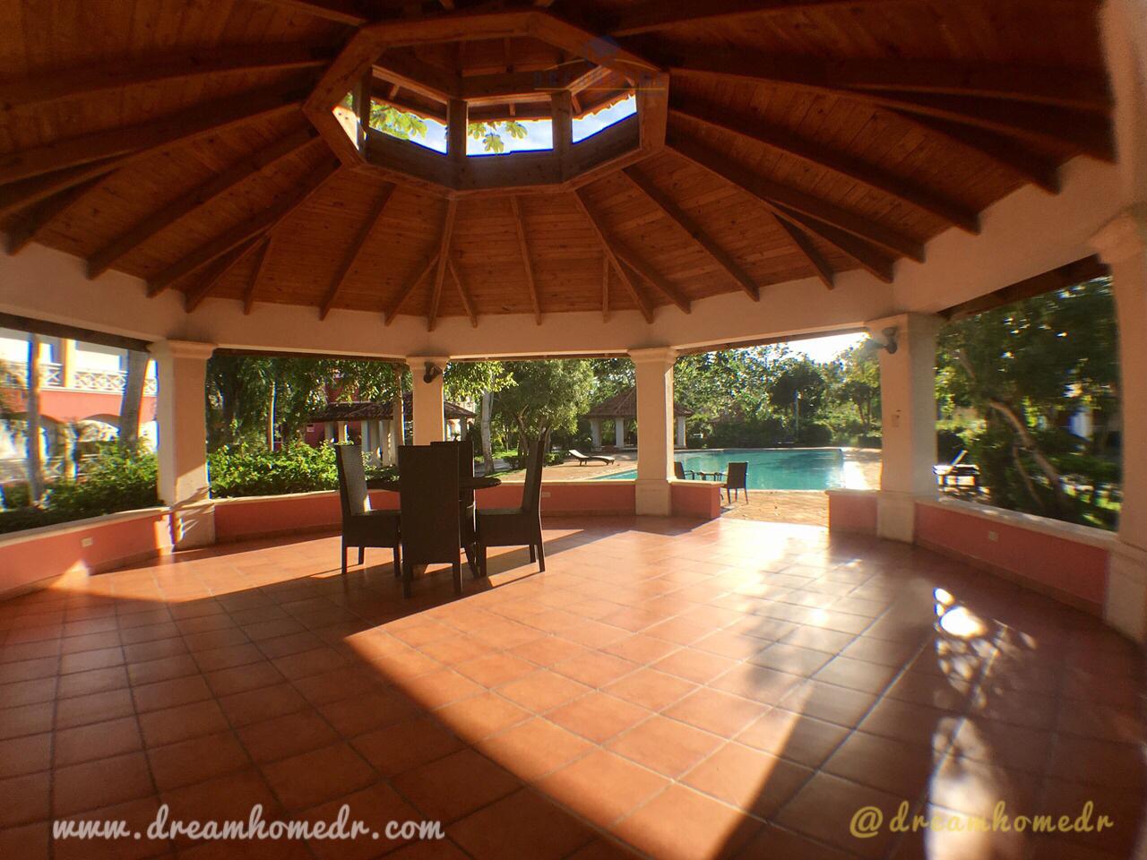 apartamentos - Apartamento Vacacional en venta en Guavaberry Golf and Country Club ID 885 2