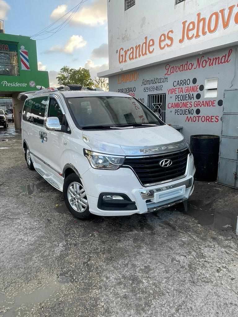 camiones y vehiculos pesados - VENDE HYUNDAI STAREX 2019 BLANCA, NEGOCIABLE