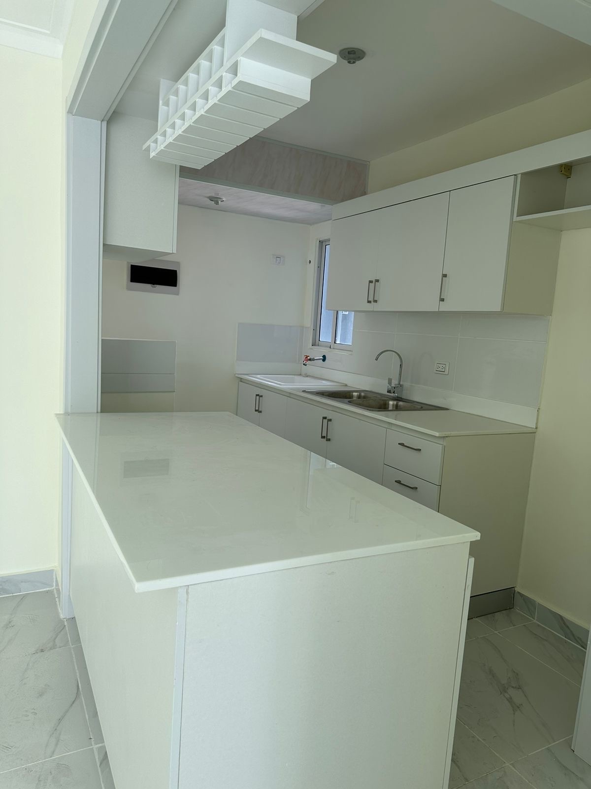 apartamentos - venta de apartamento primer piso en las Cayenas autopista de san Isidro de 90mt 3