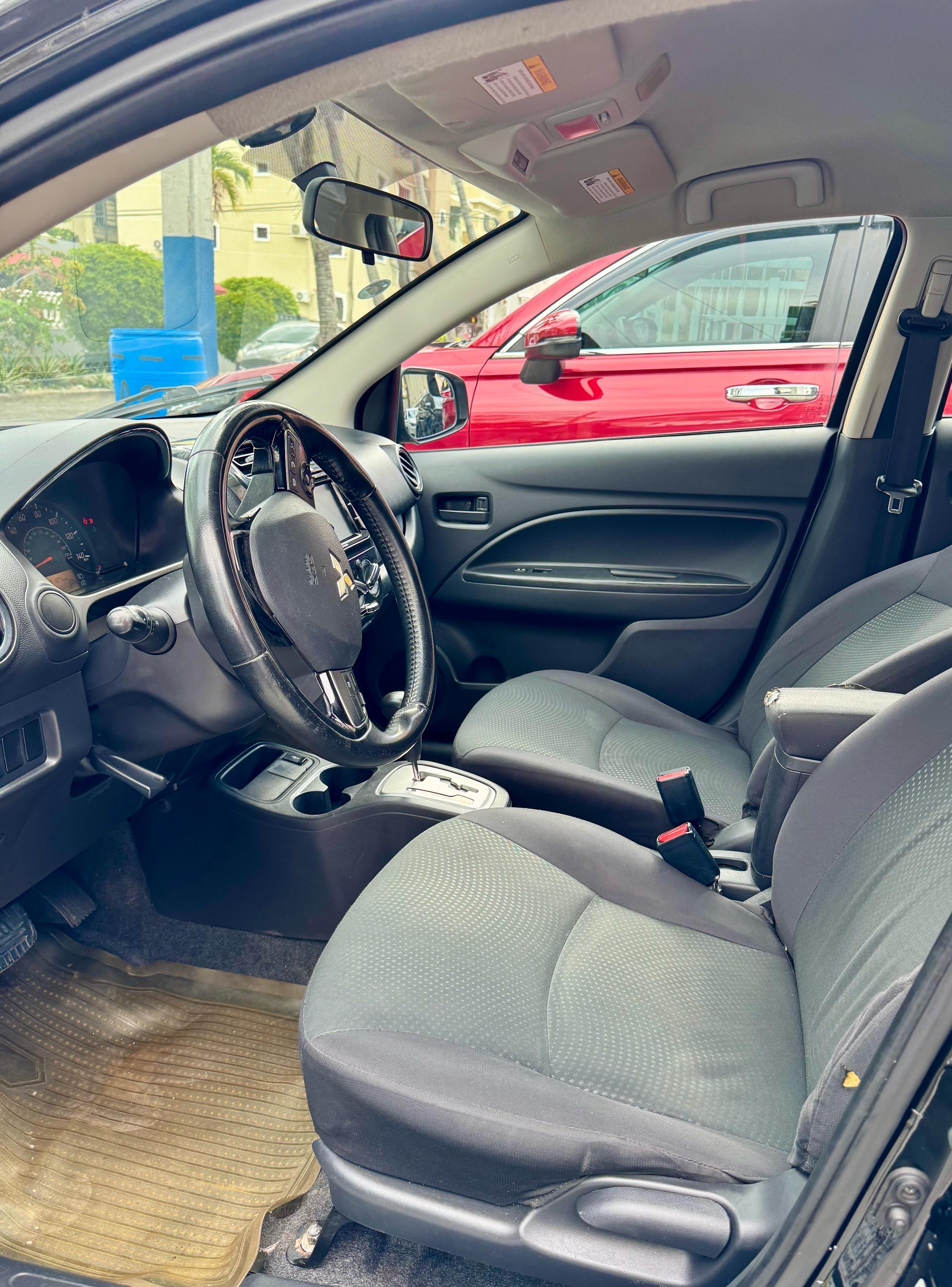 carros - Mitsubishi Mirage G4 2018 6