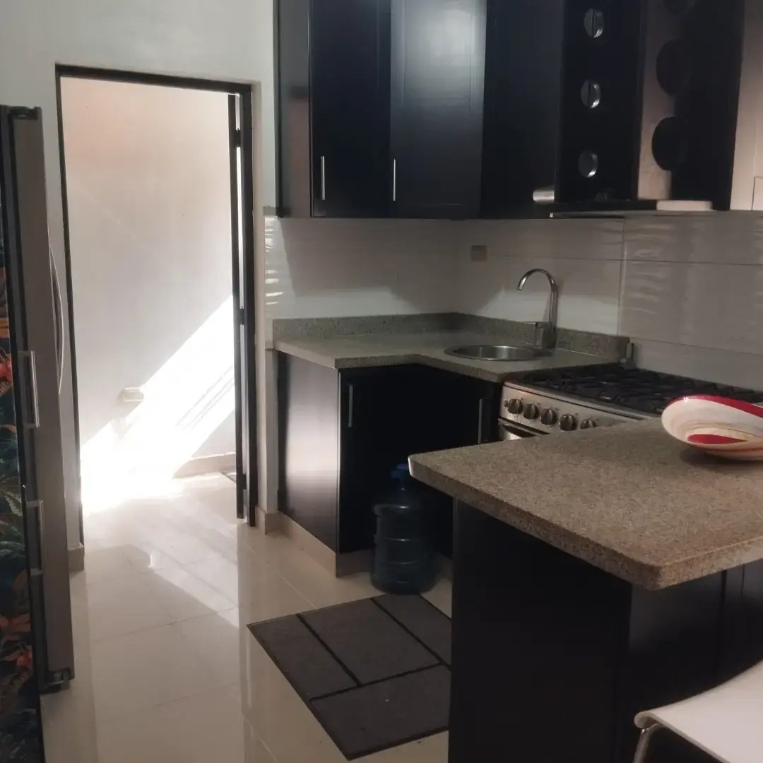 apartamentos - Apartamento en venta en zona oriental cerca de la San Vicente de Paul.