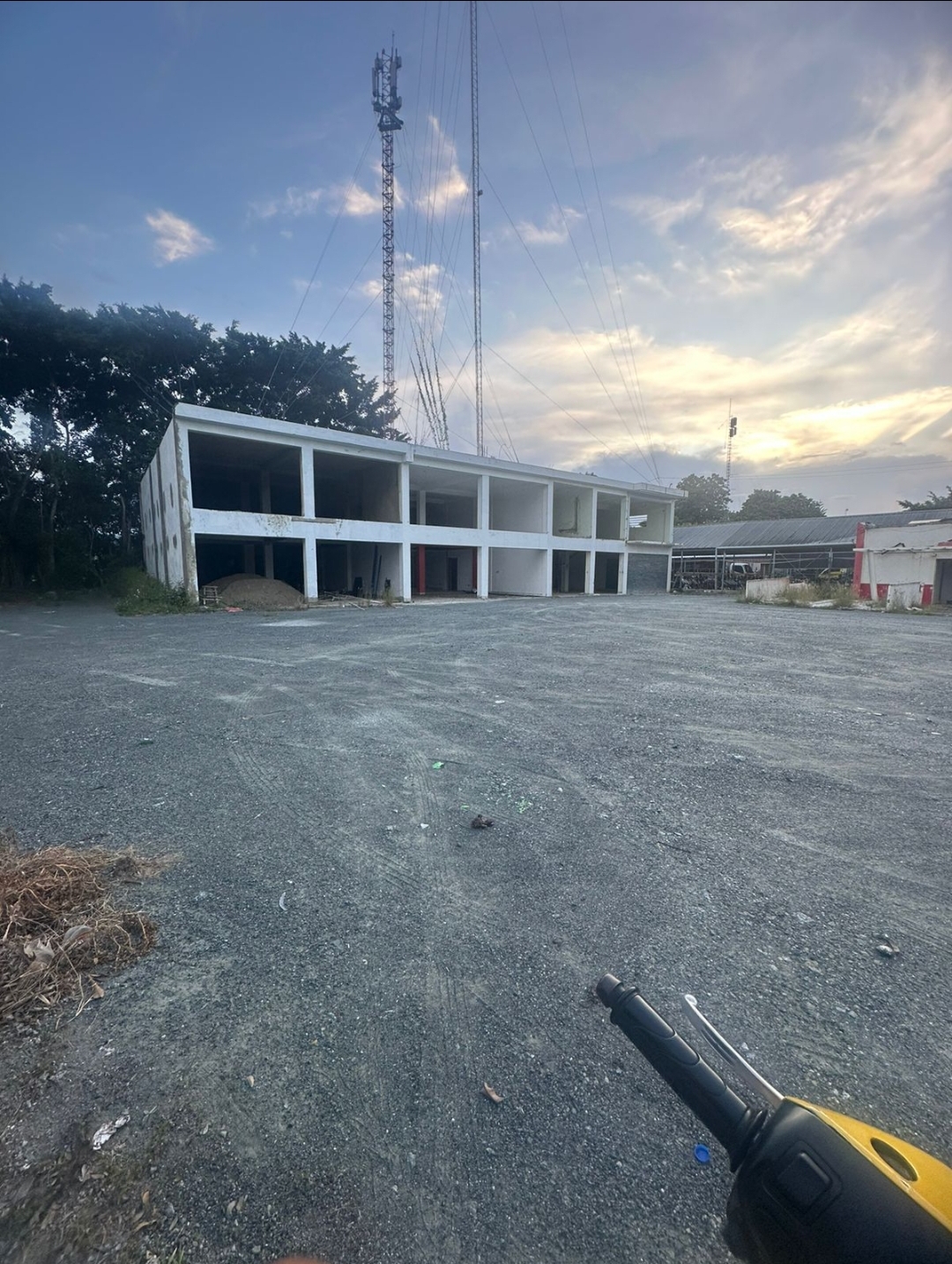 solares y terrenos - OPORTUNIDAD UNICA❗️EN LA MAS ZONA COMERCIAL DE LA VEGA AVENIDA PEDRO A. RIVERA 3