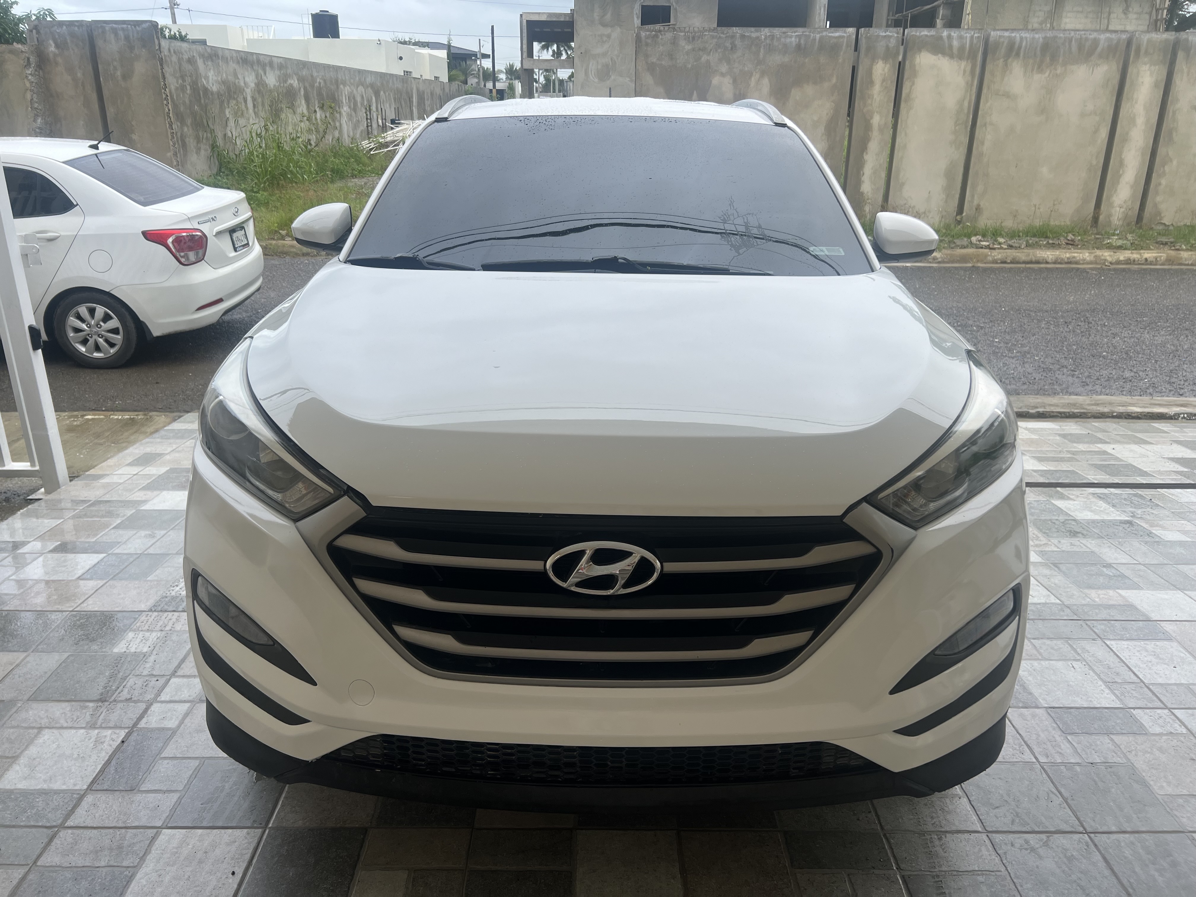 jeepetas y camionetas - Vendo por motivo de viaje Hyundai Tucson 2017 