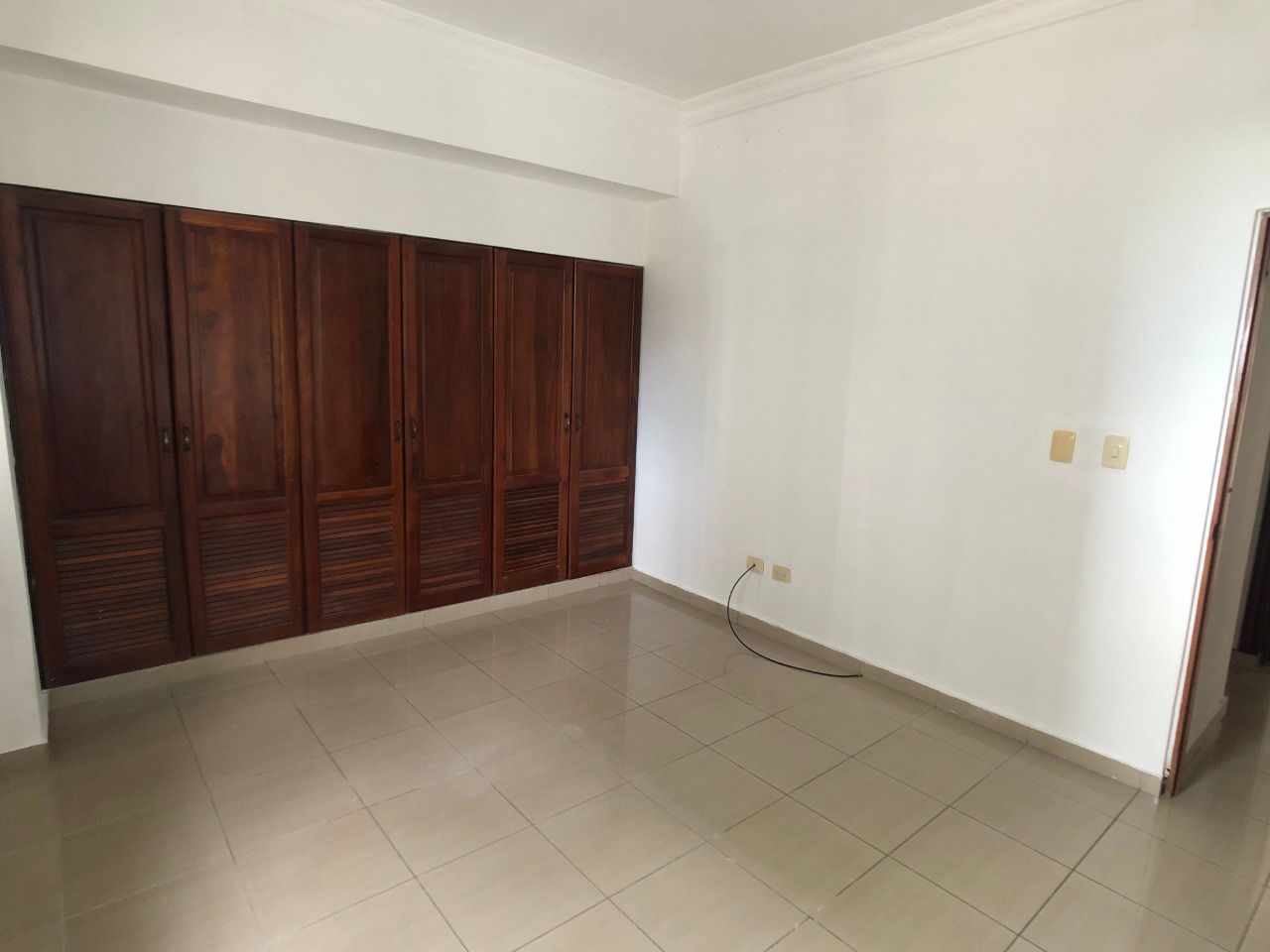 apartamentos - Se Renta Apartamento 3 HAB. en Los Cacicazgos  2