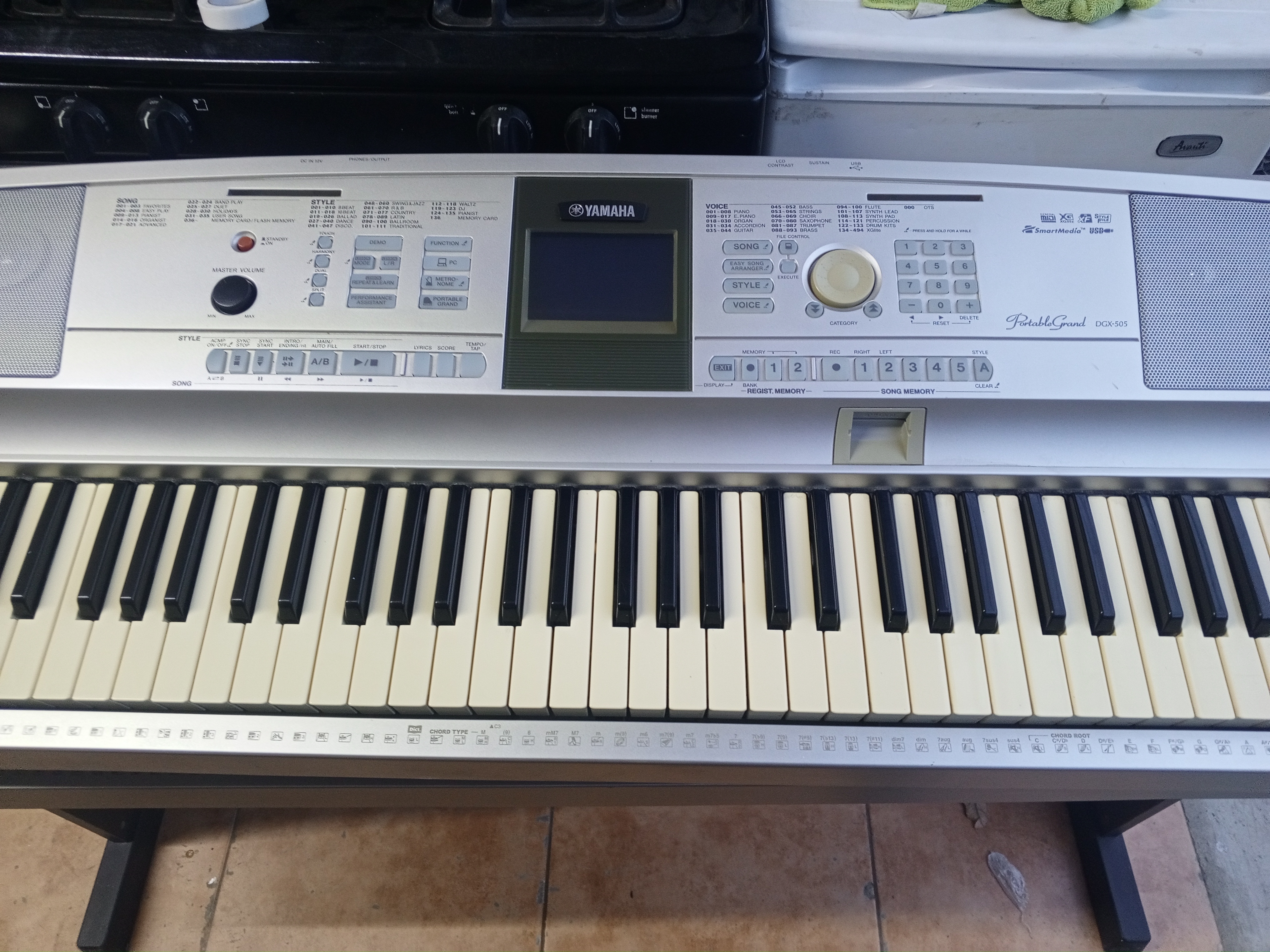 instrumentos musicales - YAMAHA DGX-505  2