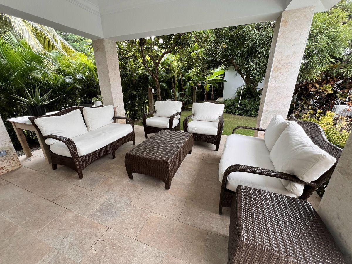 casas - Vendo casa de 4 habitaciones en Metro Country Club 7