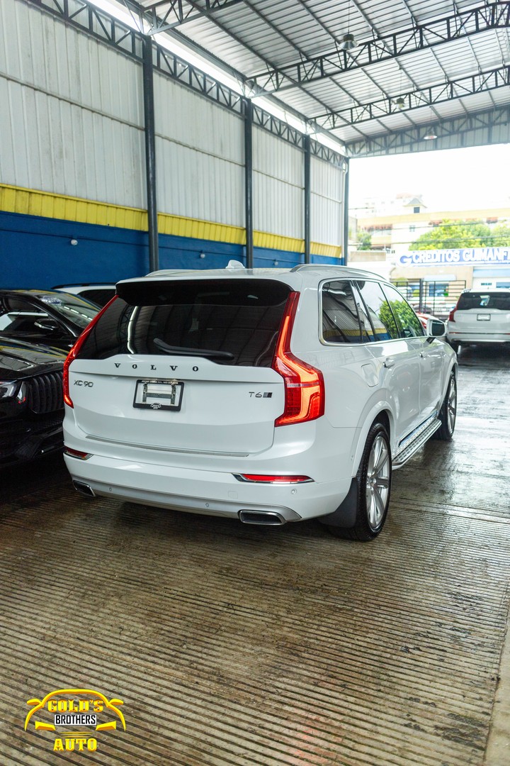 jeepetas y camionetas - Volvo XC90 T6 Inscription 2019 Clean Carfax 4