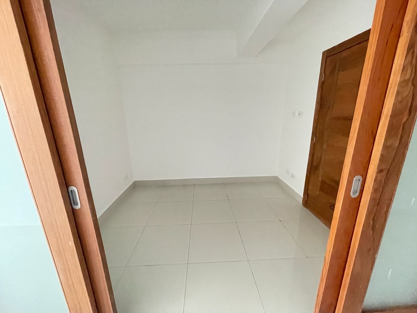 apartamentos - Apartamento en alquiler ubicado en Julieta Morales  4