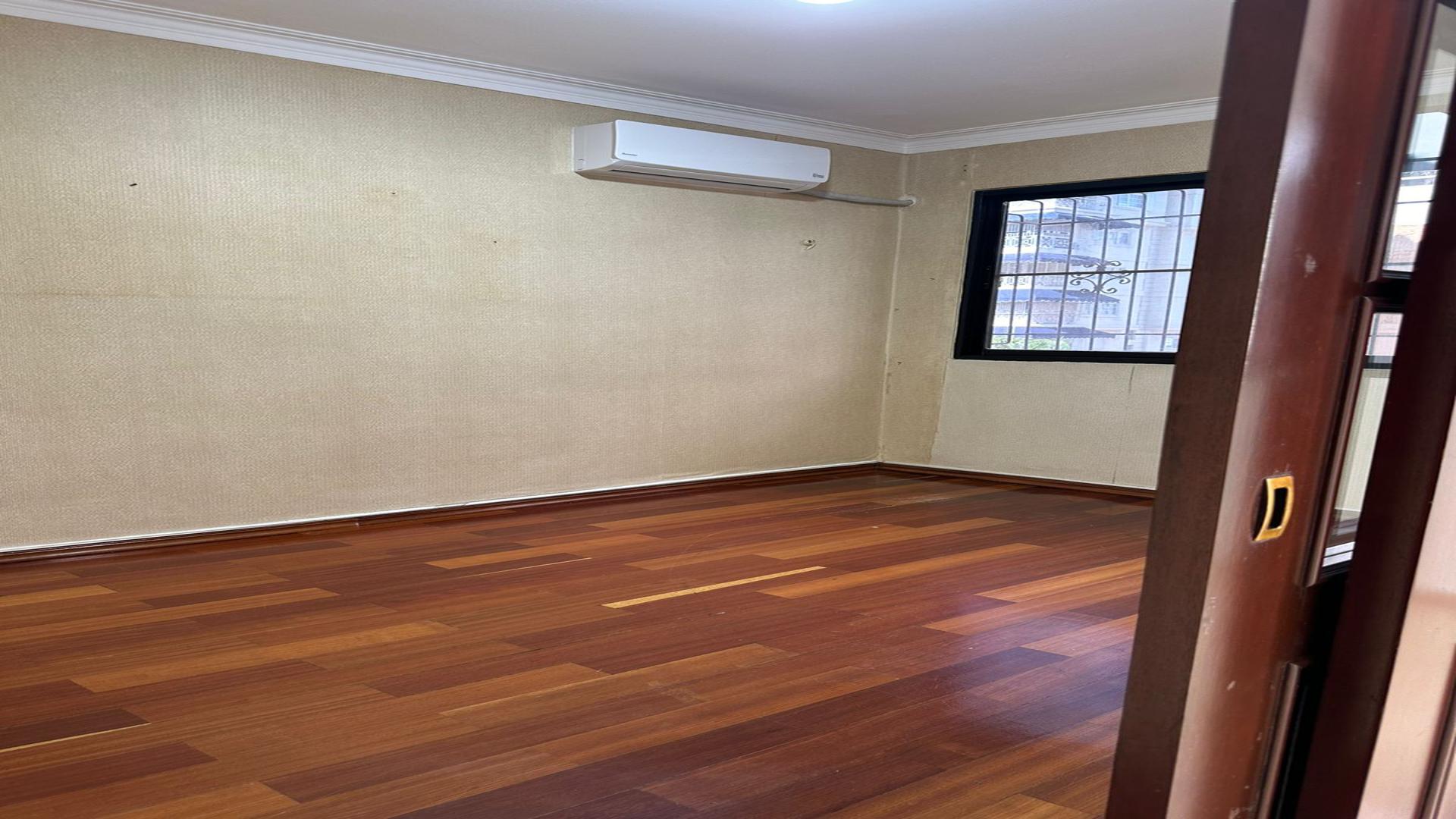 apartamentos - Apartamento de 3 Hab. en Evaristo Morales, Cerca de Blue Mall 5