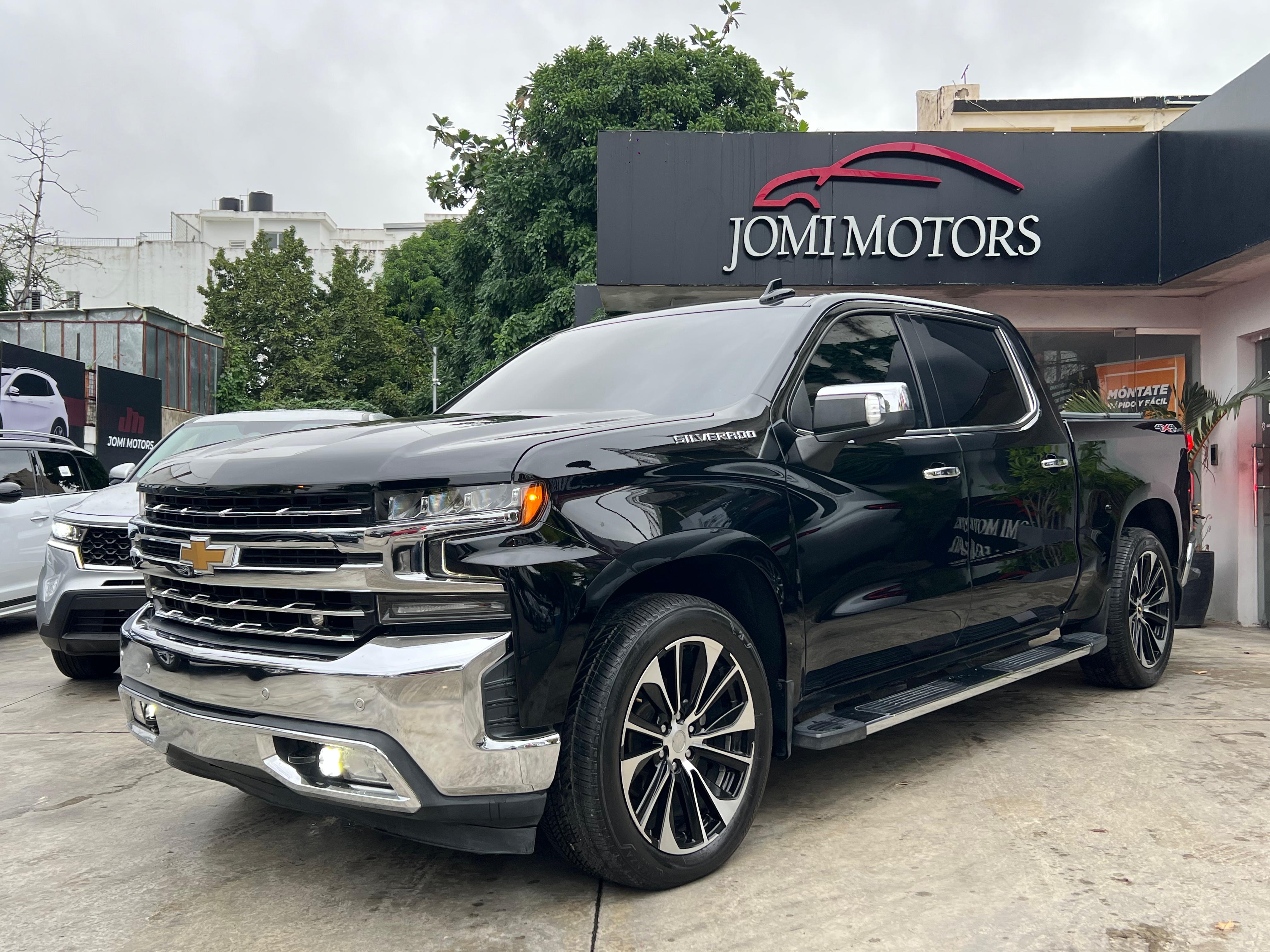 jeepetas y camionetas - Chevrolet Silverado LTZ Gasolina 2019 4x4 