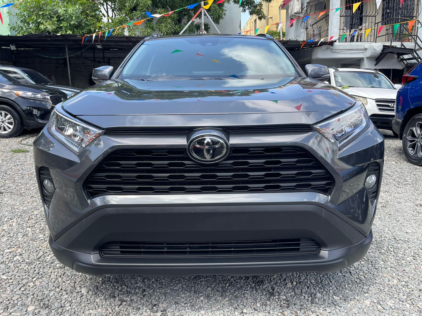 jeepetas y camionetas - Toyota Rav4 XLE 2020 Recien Importada 1