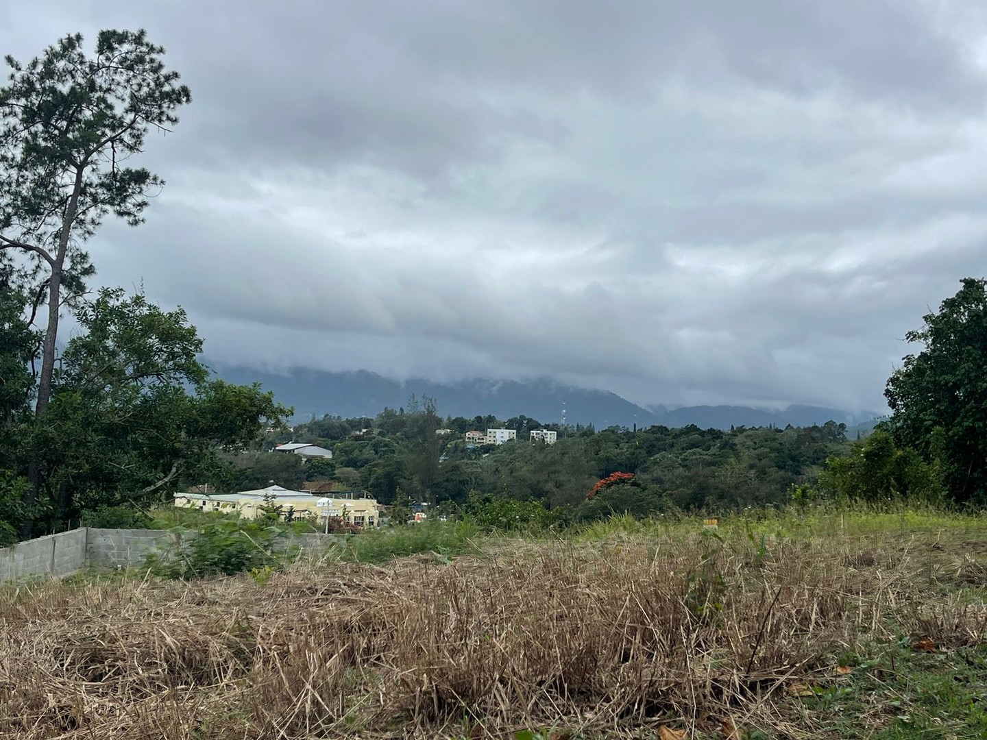 solares y terrenos - Solar en venta, con una hermosa vista al rio y vista a la montaña 9