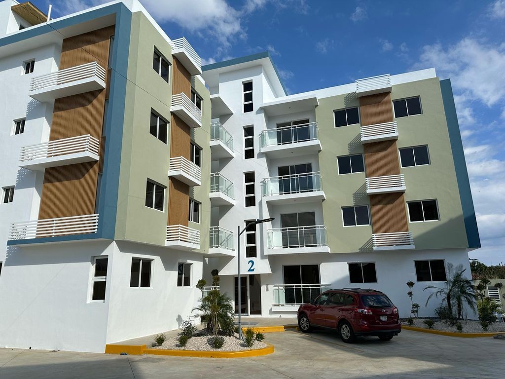 apartamentos - 1er nivel con patio en Mirador Del Este 1