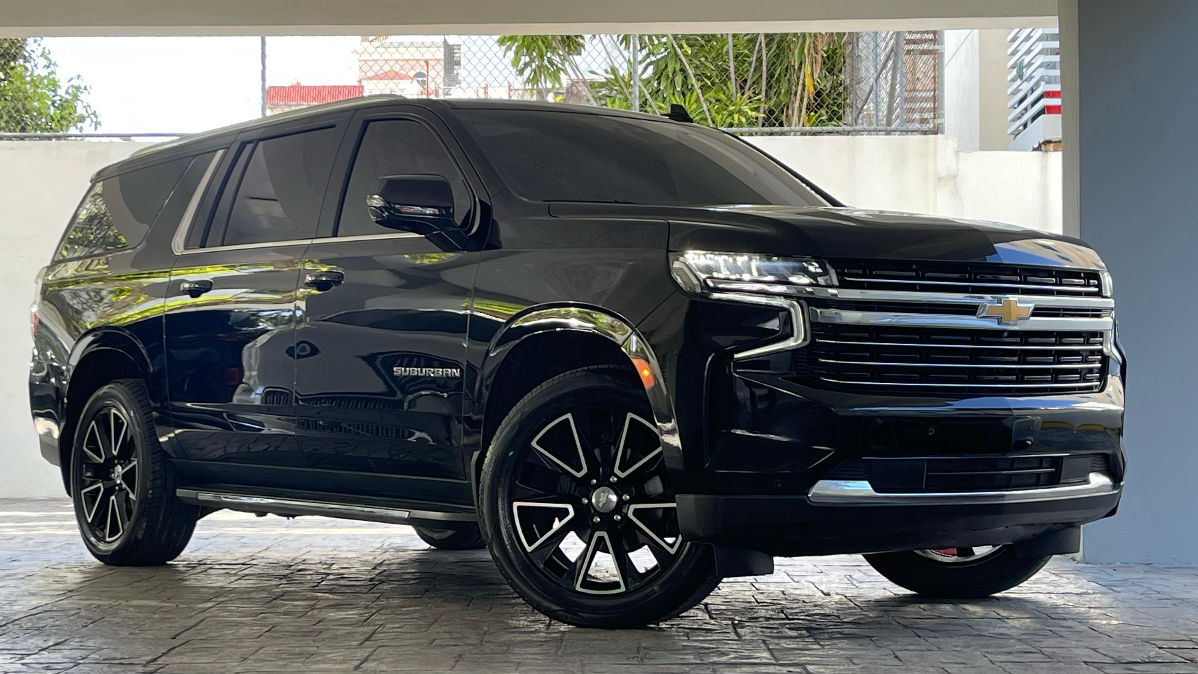 jeepetas y camionetas - Chevrolet Suburban LT 2022 6