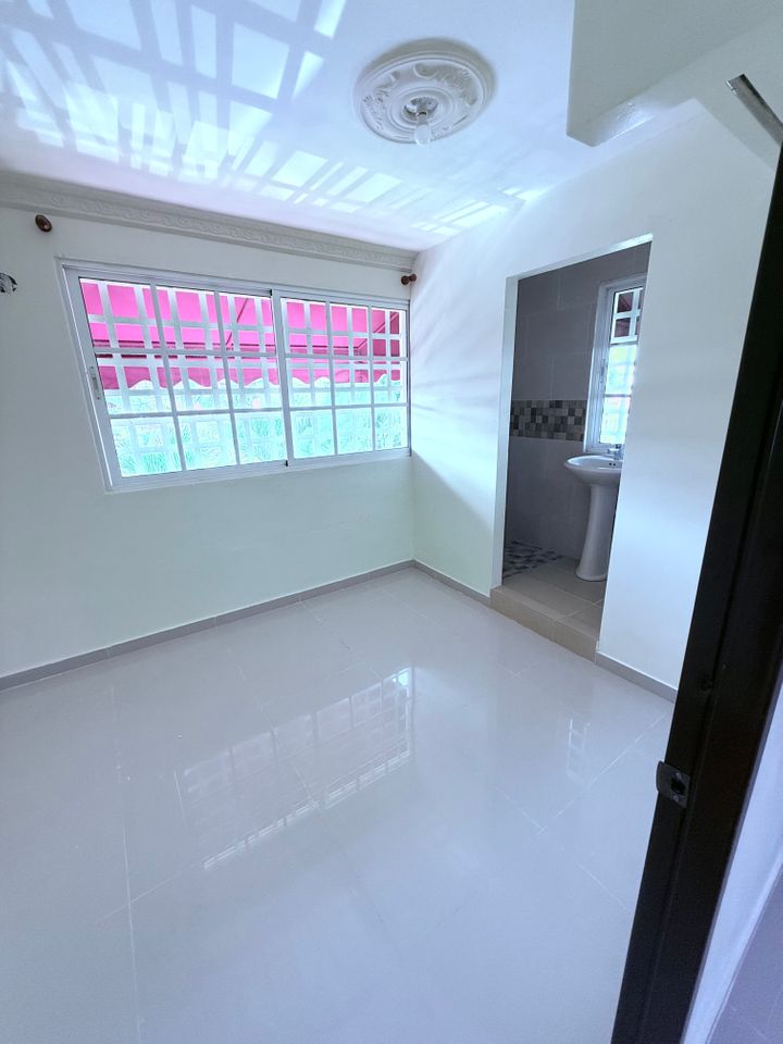 casas - CASA EN VENTA Mirador Del Este, Santo Domingo Este 9