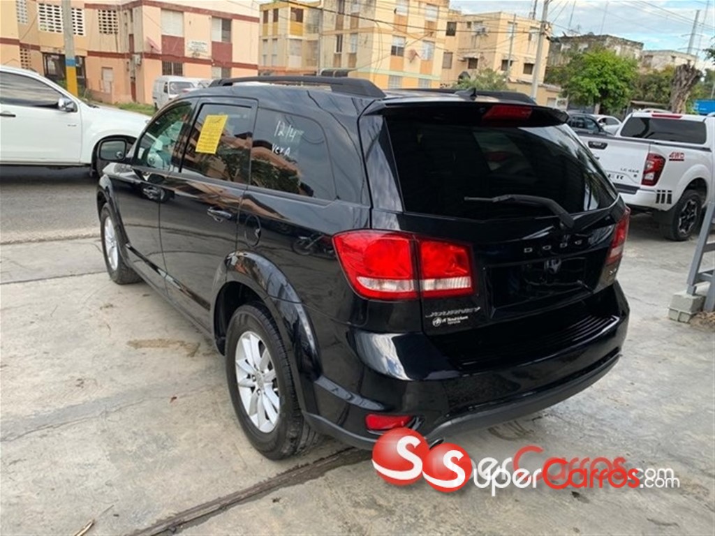 jeepetas y camionetas - Gran oportunidad de montarte en esta impecable dodge Journey SXT 2016 aprovecha  3