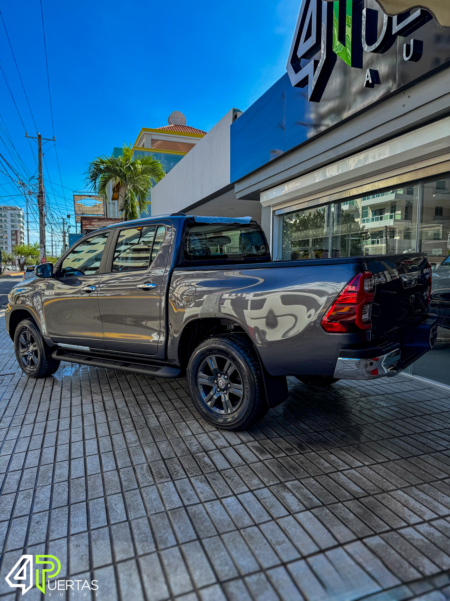 jeepetas y camionetas - TOYOTA HILUX SRV 2.8 LIMITED 4X4 3