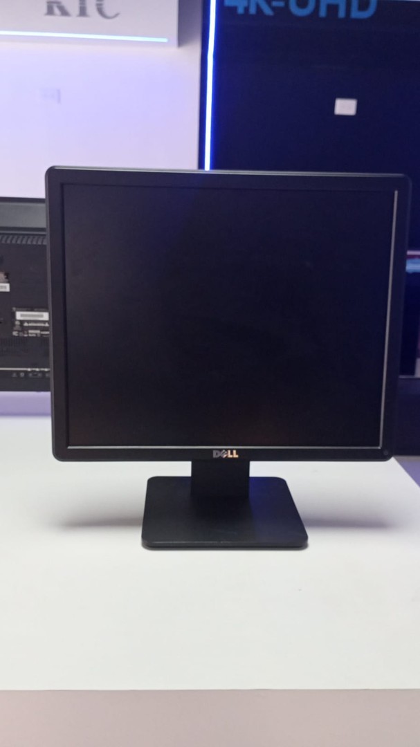 computadoras y laptops - Monitor Dell de 17 pulgadas E1715SC