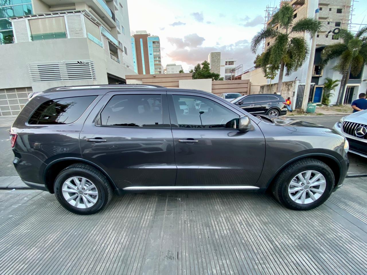 jeepetas y camionetas - Dodge Durango 2017 3