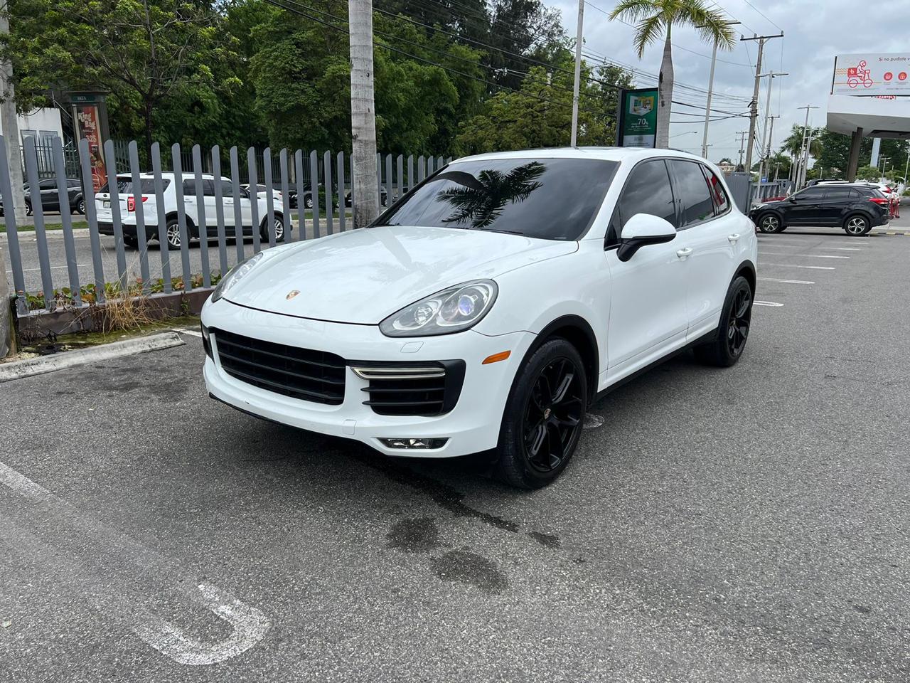 jeepetas y camionetas - Porsche cayenne 2017 impecable  2