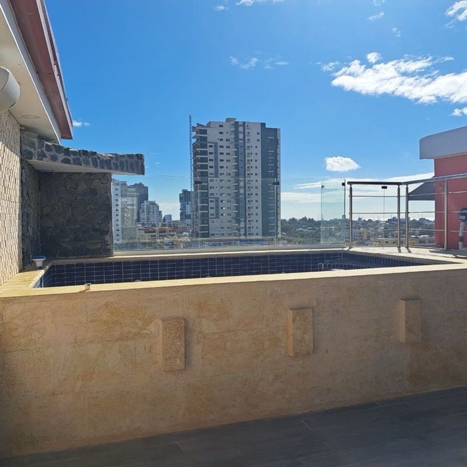 penthouses - Vendo PentHouse en Alma Rosa I próximo a la Sabana Larga