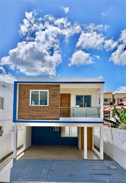 casas - Venta de casa en la autopista de san Isidro Santo Domingo este  7