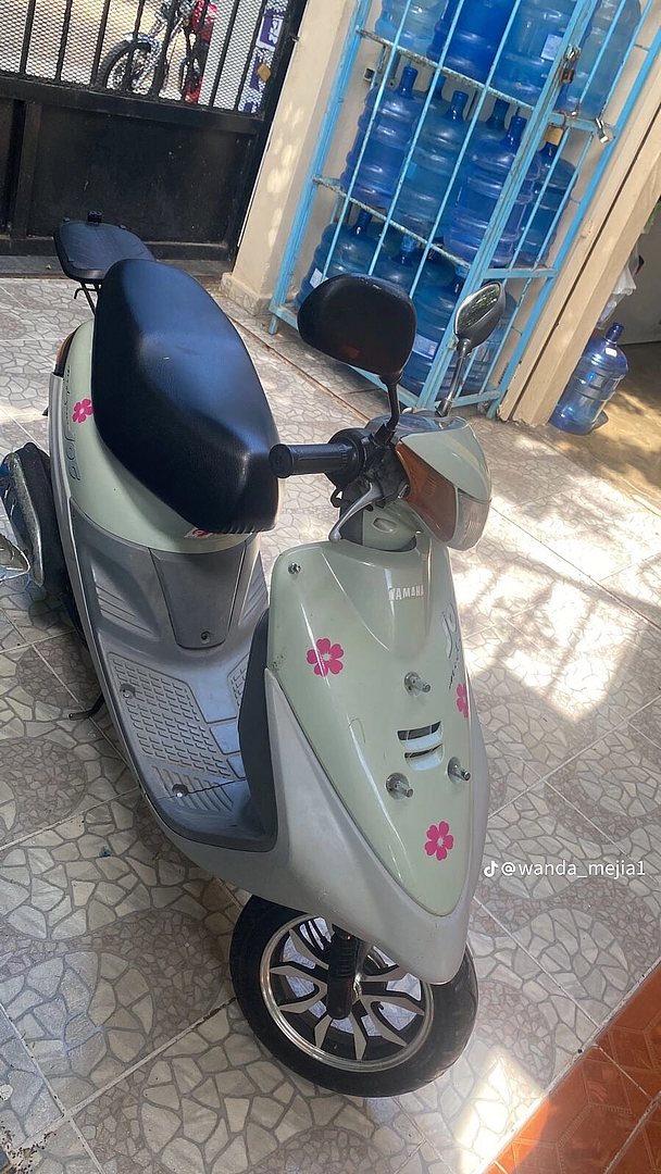 motores y pasolas - Se vende pasola Yamaha 50 perfecta condición 