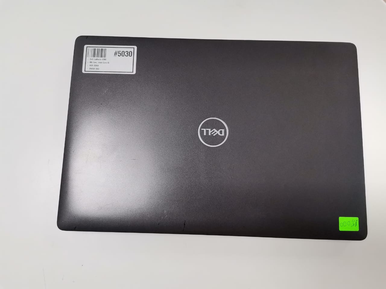 computadoras y laptops - Laptop, Dell Latitude 5300  / 8th Gen, Intel Core i5 / 8GB DDR4 / 256GB SSD.

 5