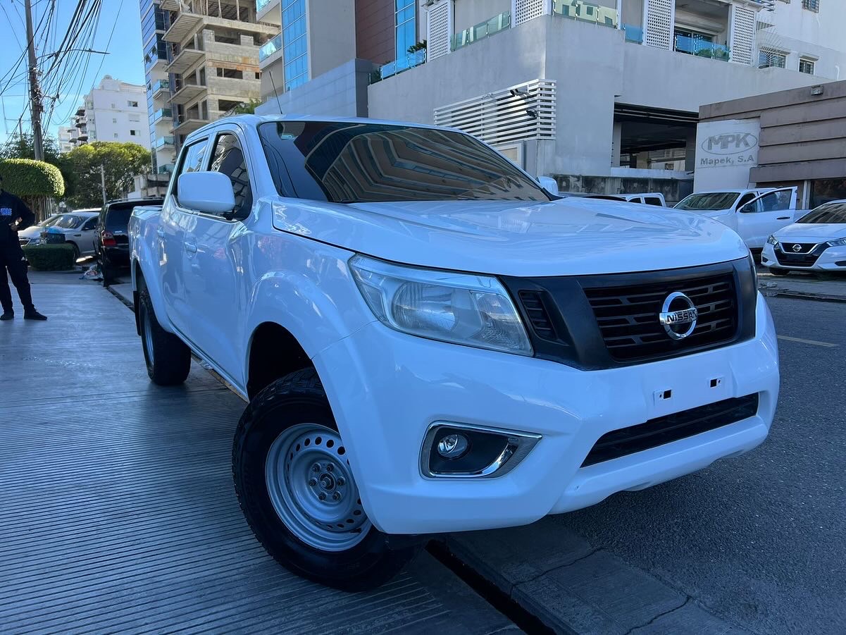 jeepetas y camionetas - NISSAN FRONTIER 2019 4