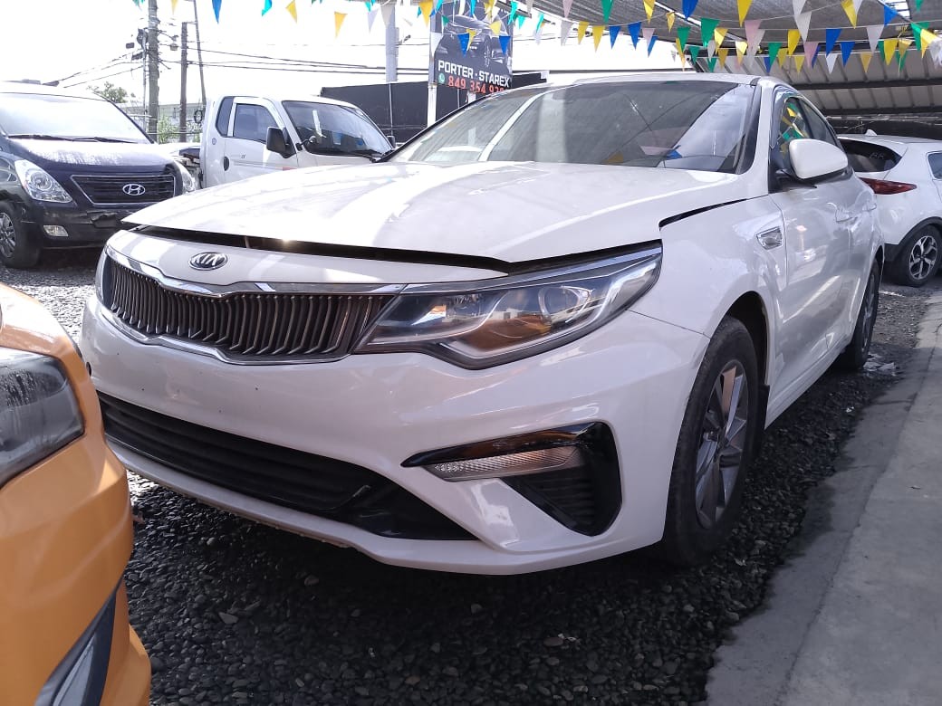 carros - KIA K5 2019 BlancoDESDE: RD$ 815,100.00