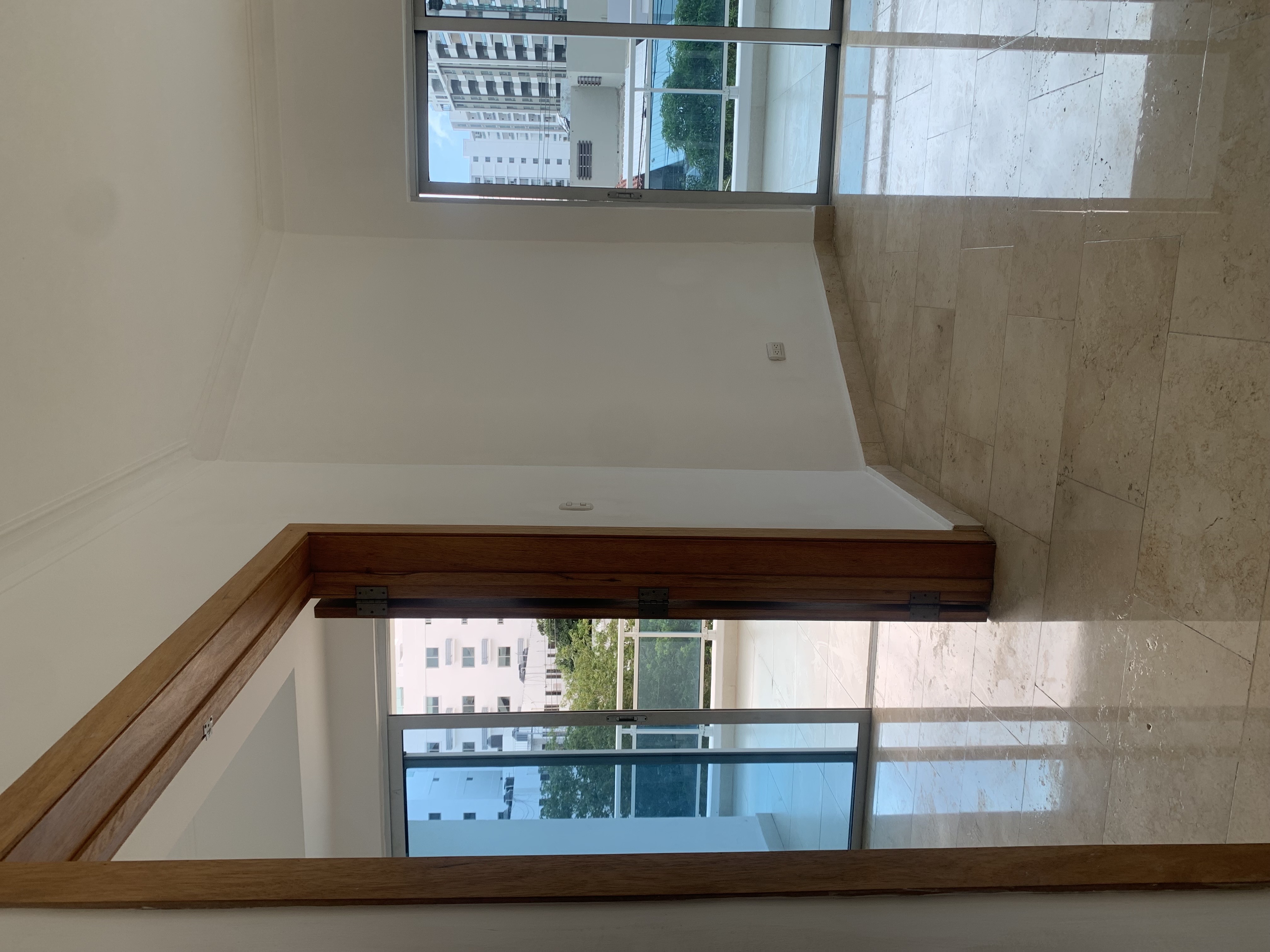 apartamentos - vendo apto en los Cacicazgos 
230. mt2 us$ 400,000 5