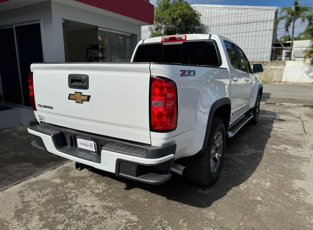 jeepetas y camionetas - 2020 Chevrolet Colorado Z71 Diesel 4x4 🇺🇸 3