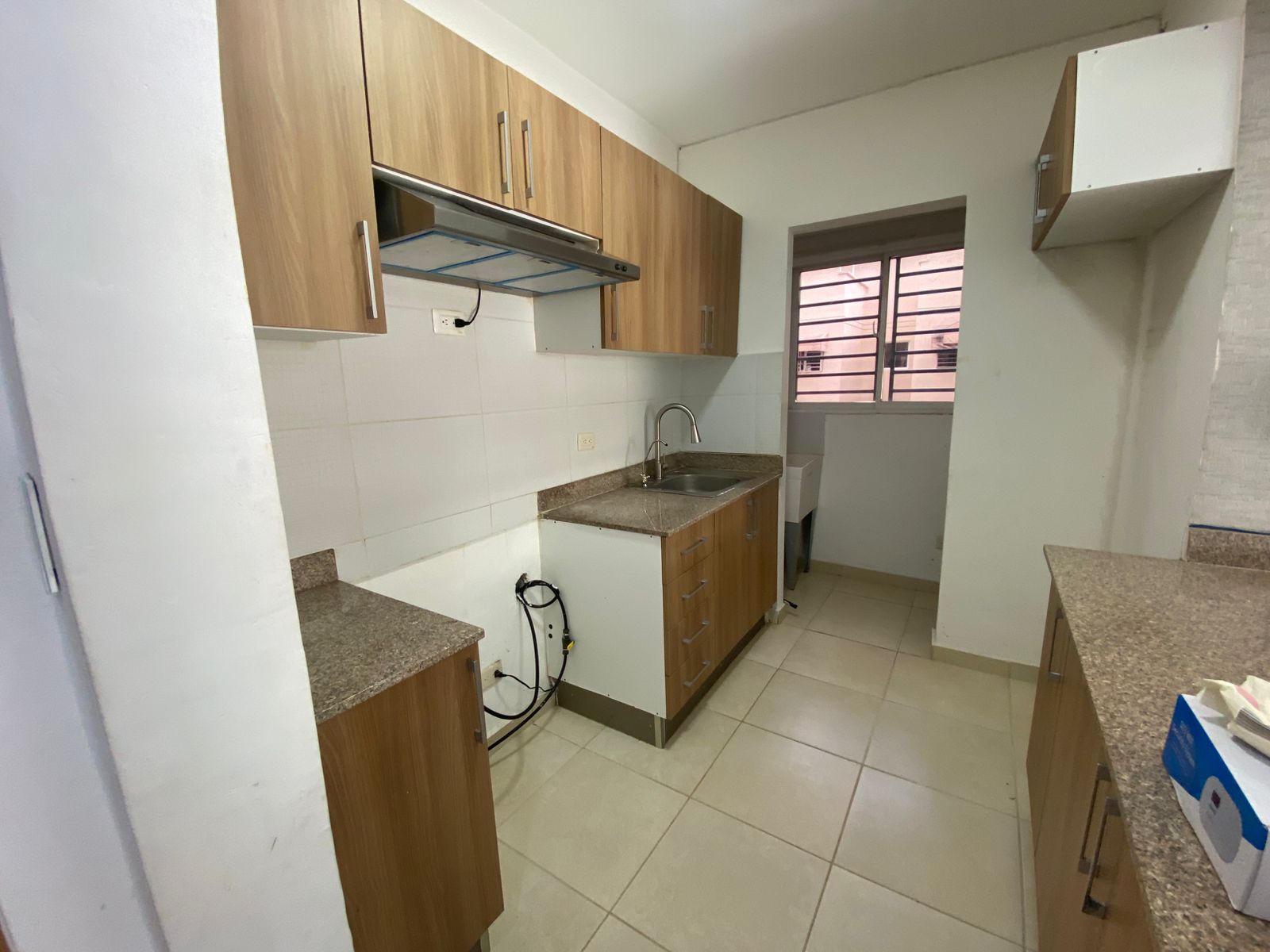 apartamentos - ALQUILO APART. TIPO PENTHOUSE EN 4TO PISO 3