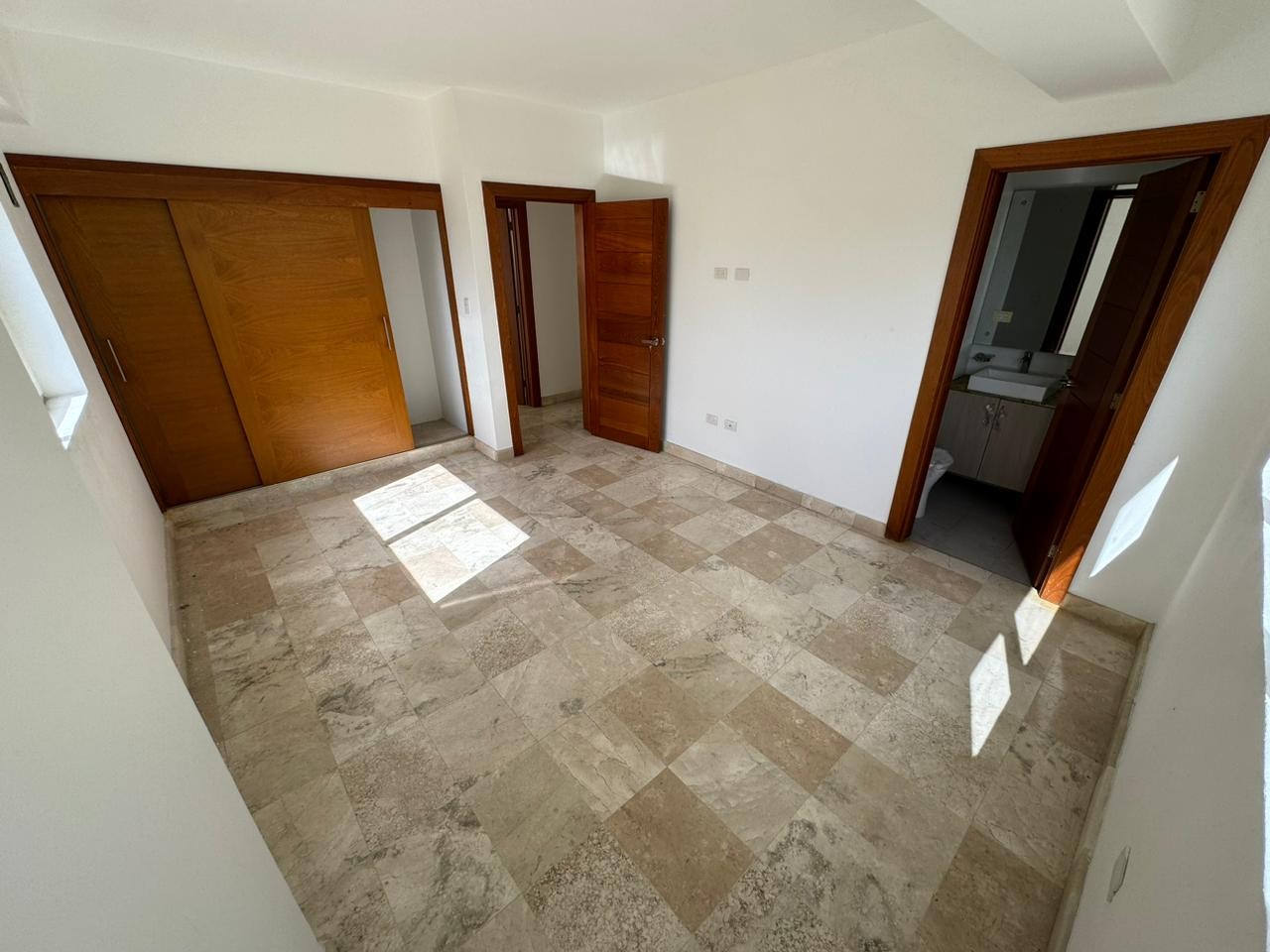 apartamentos - Apartamento en VentaSERRALLÉSUSD 270,000.00Mantenimiento: 7