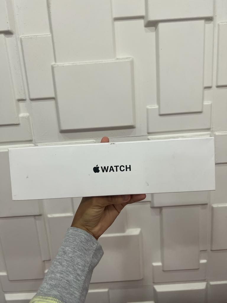 celulares y tabletas - Apple Watch SE 2022 44MM Starlight Sellado 