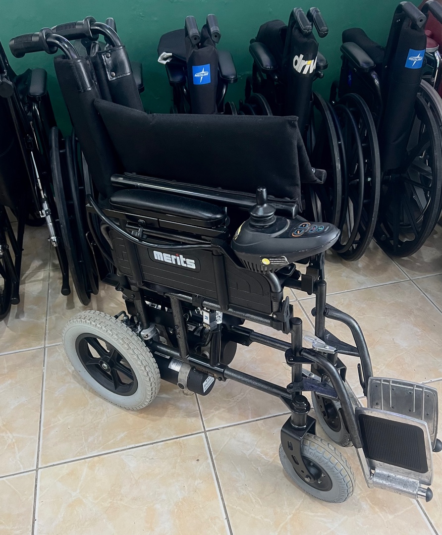 salud y belleza - Sillas de rueda electricas con cargador y bateria