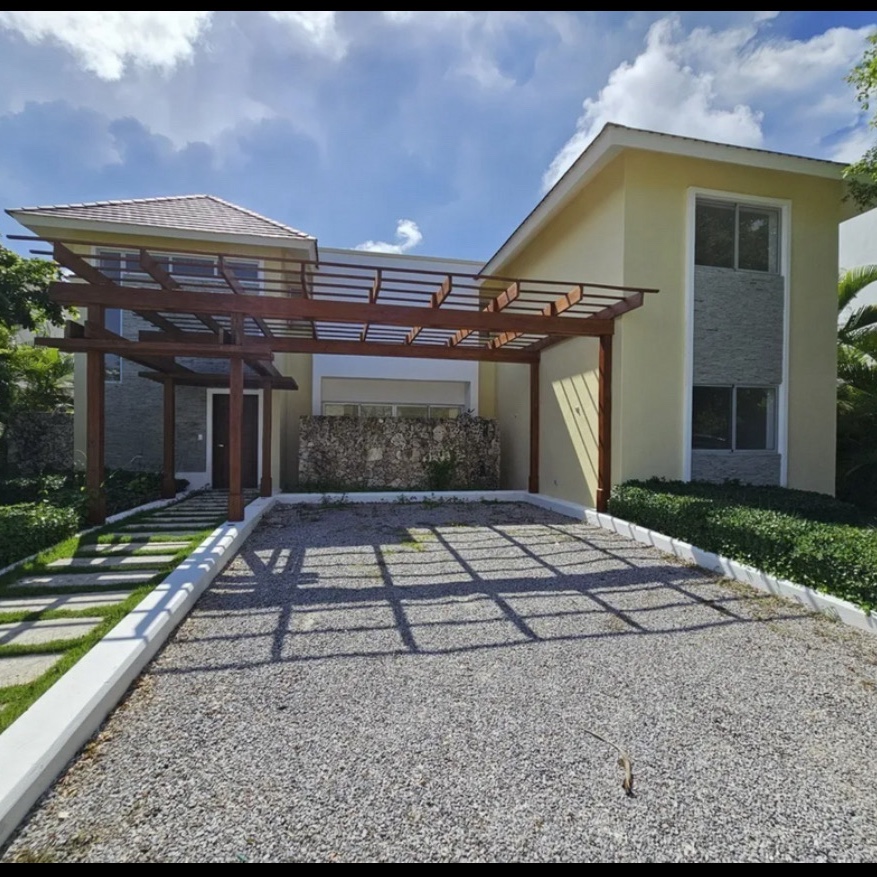 casas vacacionales y villas - Vendo hermosa en Punta Cana Village