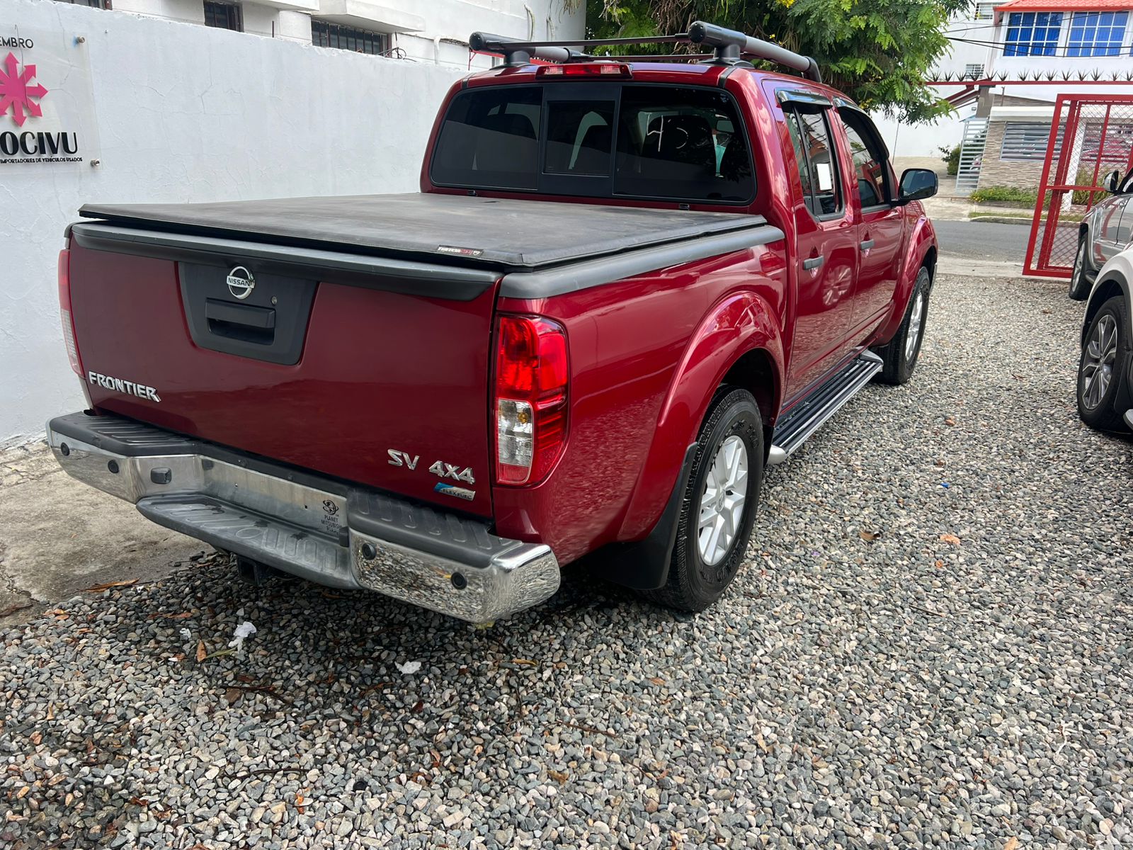 jeepetas y camionetas - nissan frontier  7