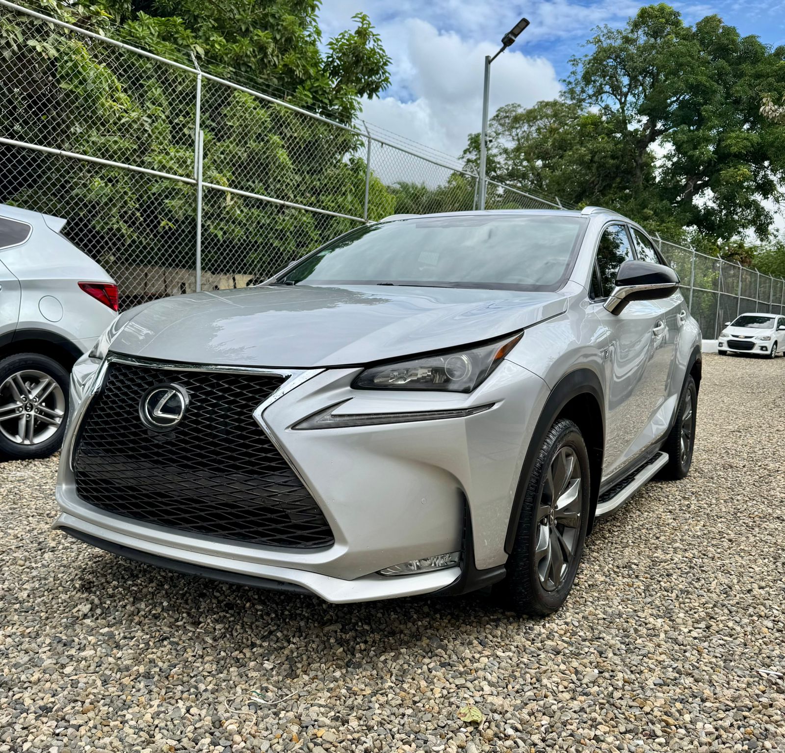 jeepetas y camionetas - lexus nx f sport 2015