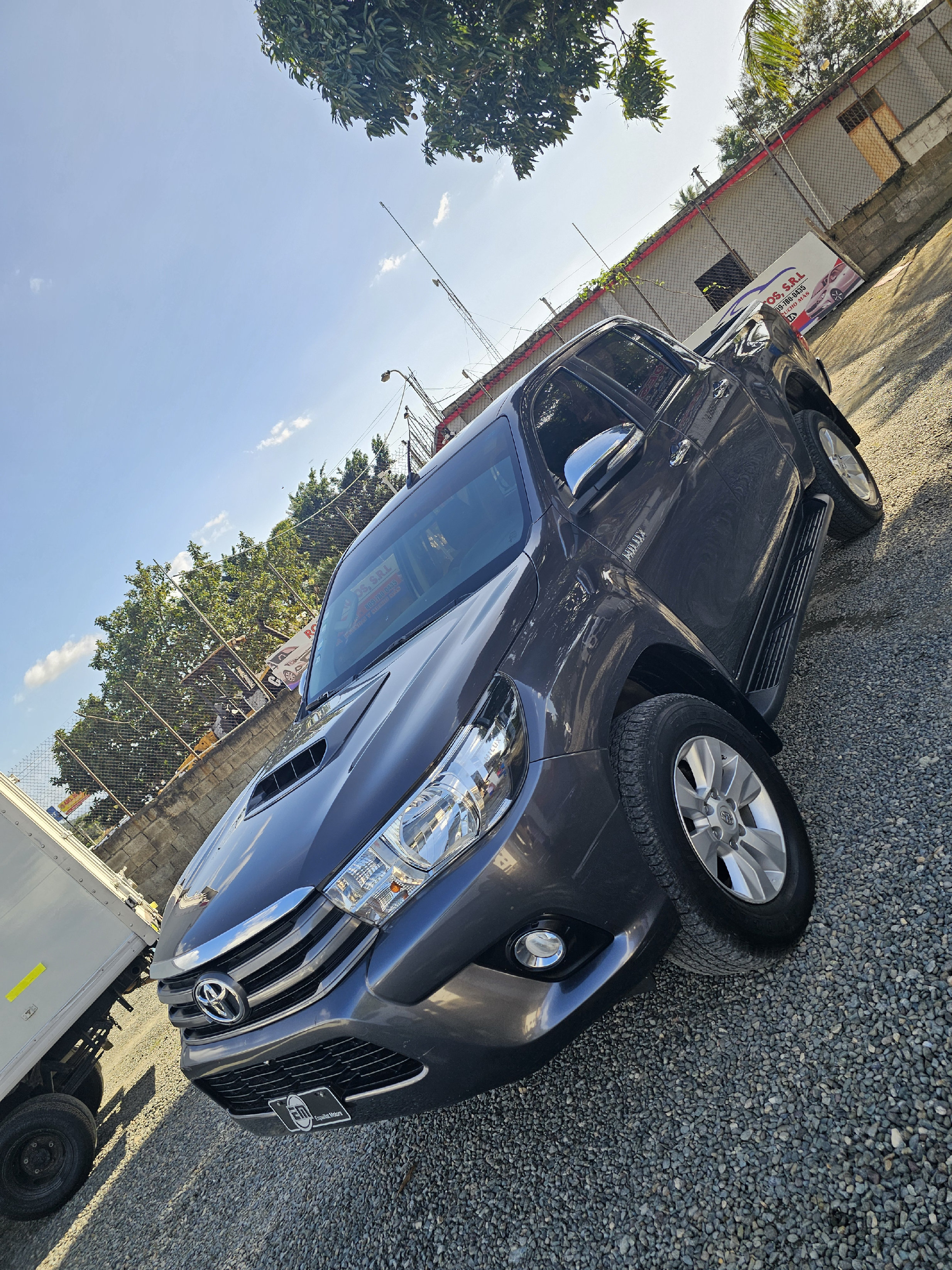 jeepetas y camionetas - Toyota hilux 2016