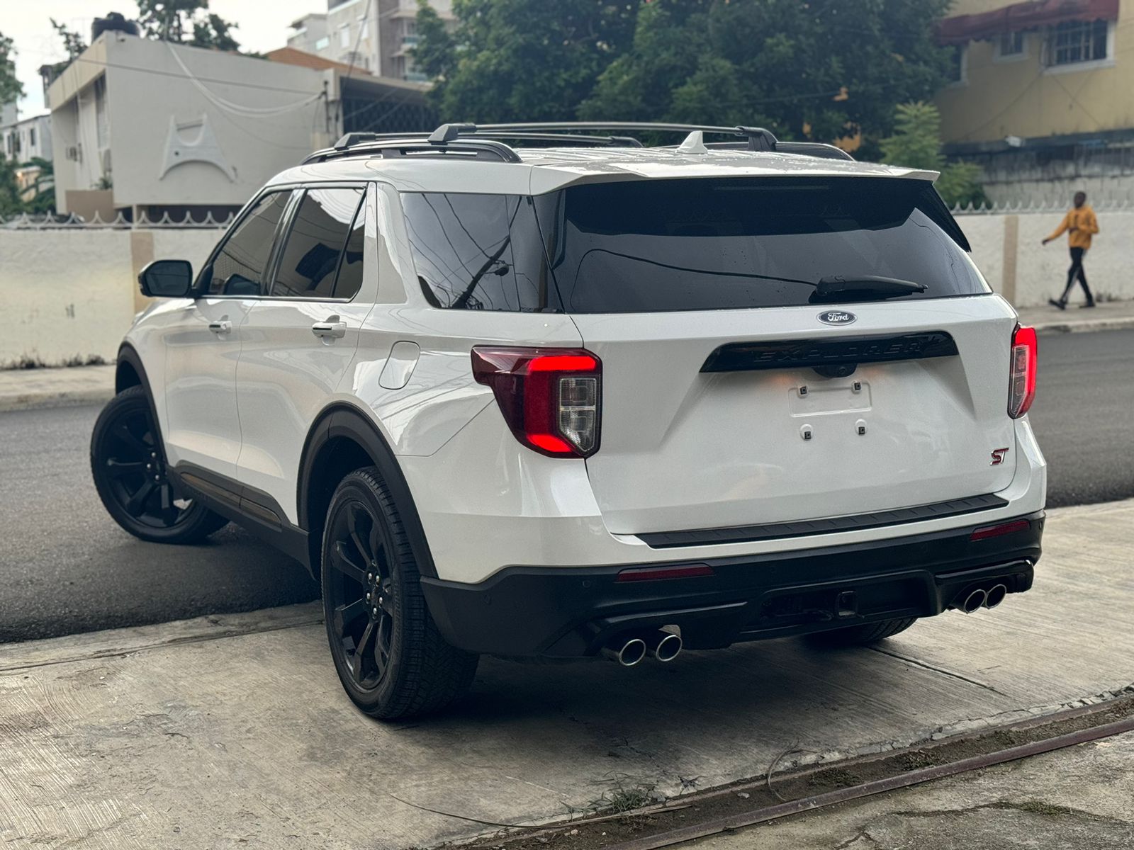 jeepetas y camionetas - Ford Explorer st 2020 4