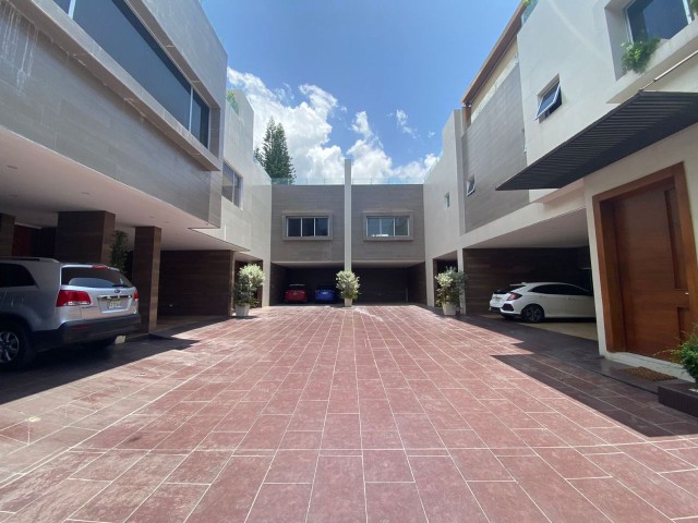 apartamentos - TOWNHOUSE EN ALQUILER EN ARROYO HONDO VIEJO  0